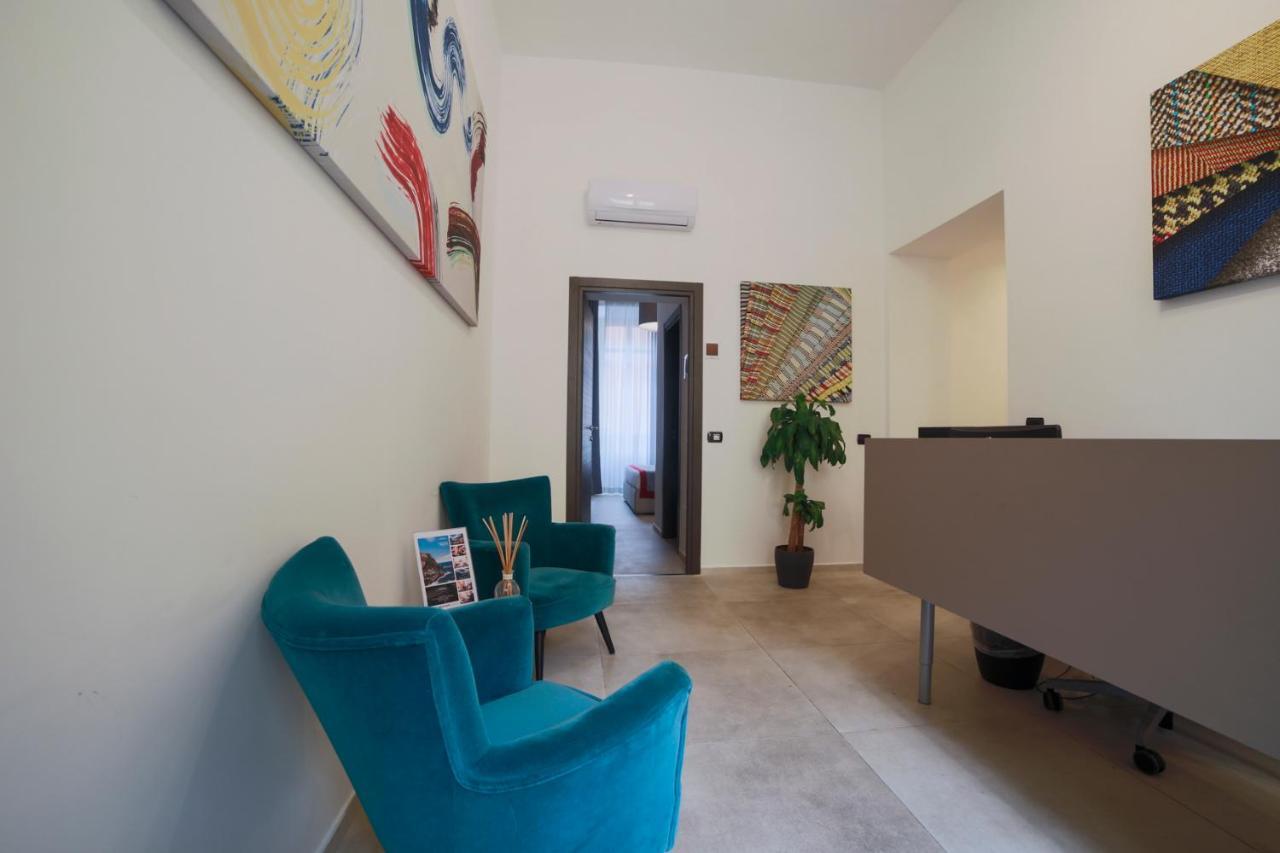 Bespoke Roma Suites Exterior foto
